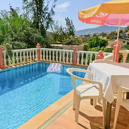 Rose Kalkan